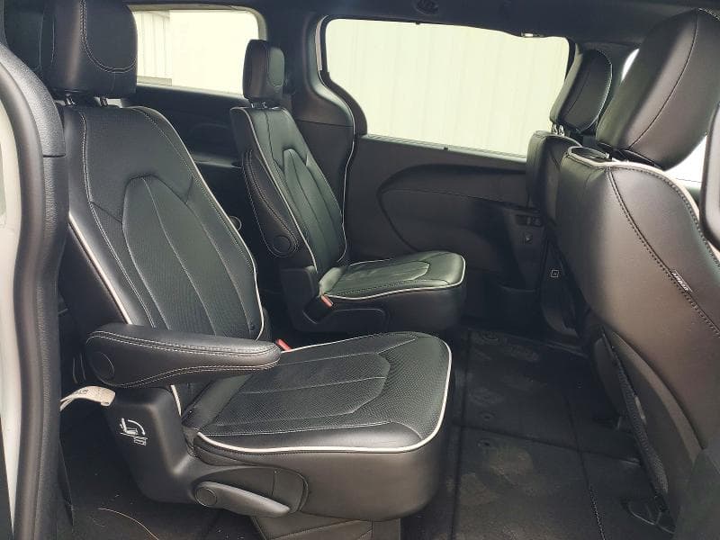 2026 CHRYSLER PACIFICA LIMITED 11