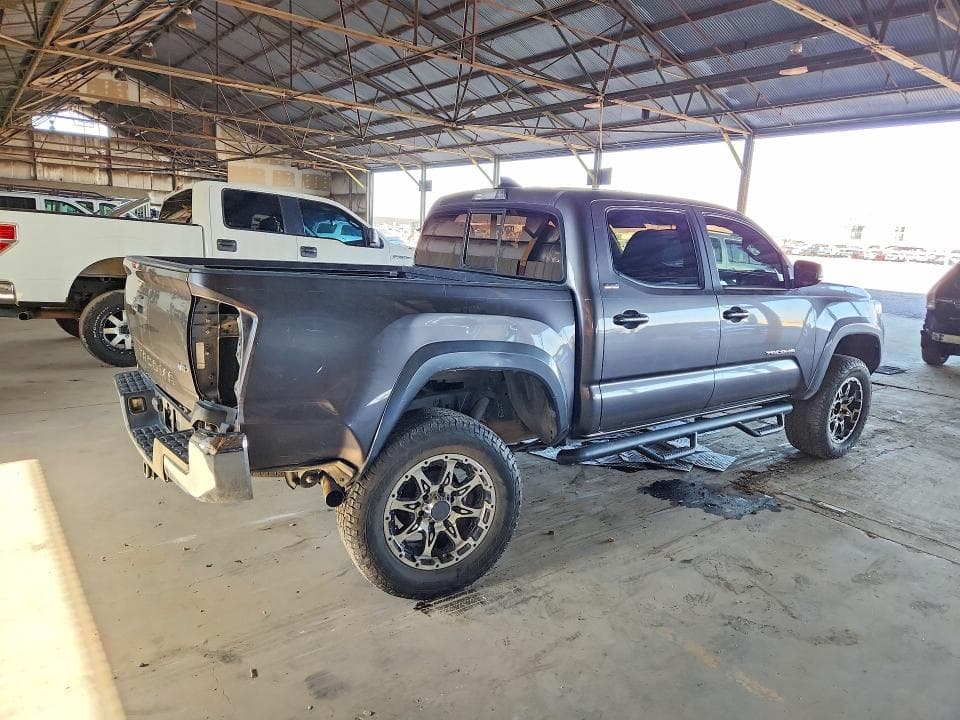 2017 TOYOTA TACOMA SR5 V6 3