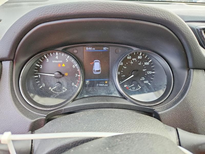 2018 NISSAN ROGUE S 9