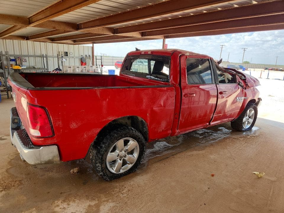 2019 RAM 1500 CLASSIC SLT 3
