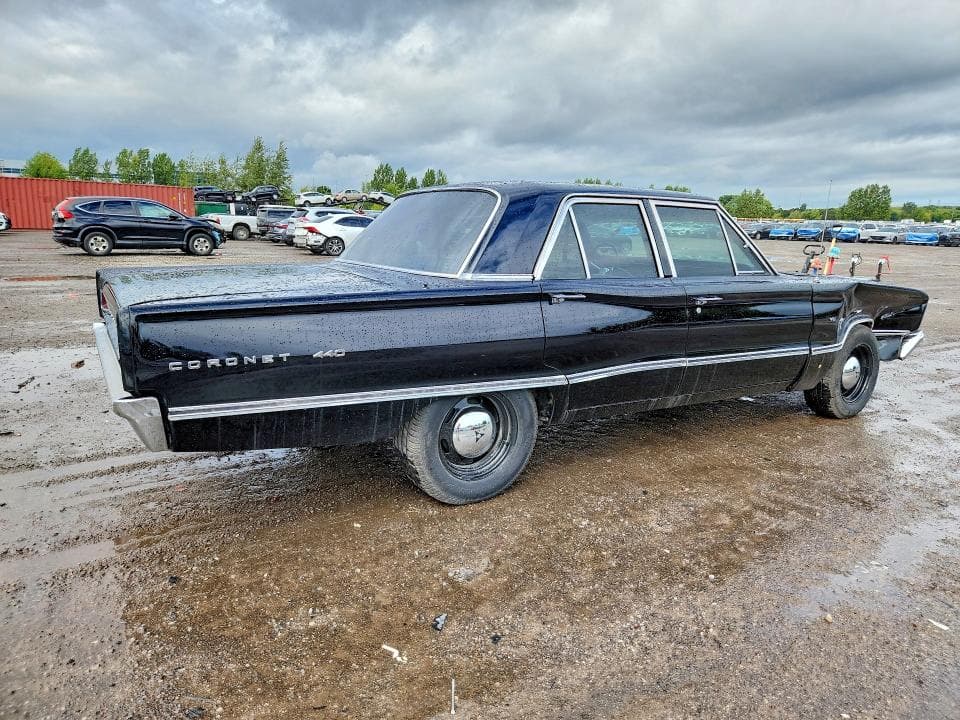 1967 DODGE CORONET 3