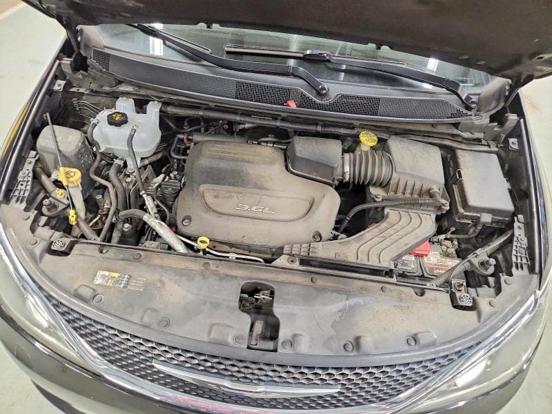 2017 CHRYSLER PACIFICA 12