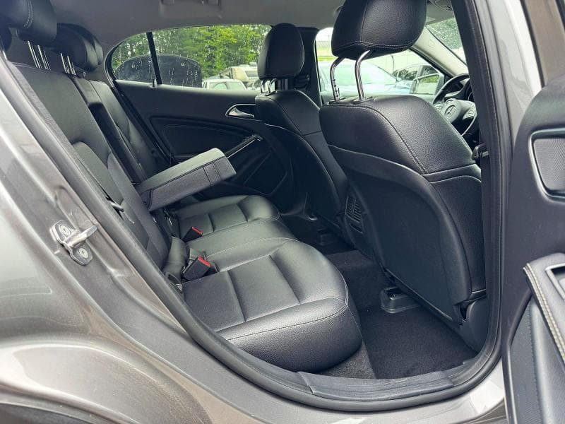 2018 MERCEDES-BENZ GLA 250 8
