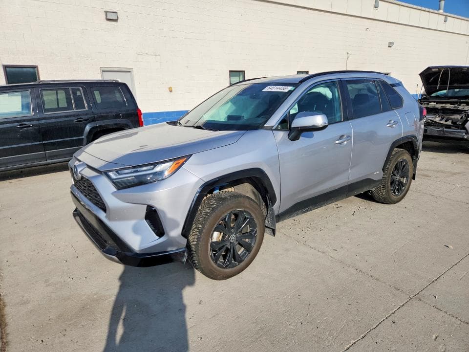 2022 TOYOTA RAV4 SE