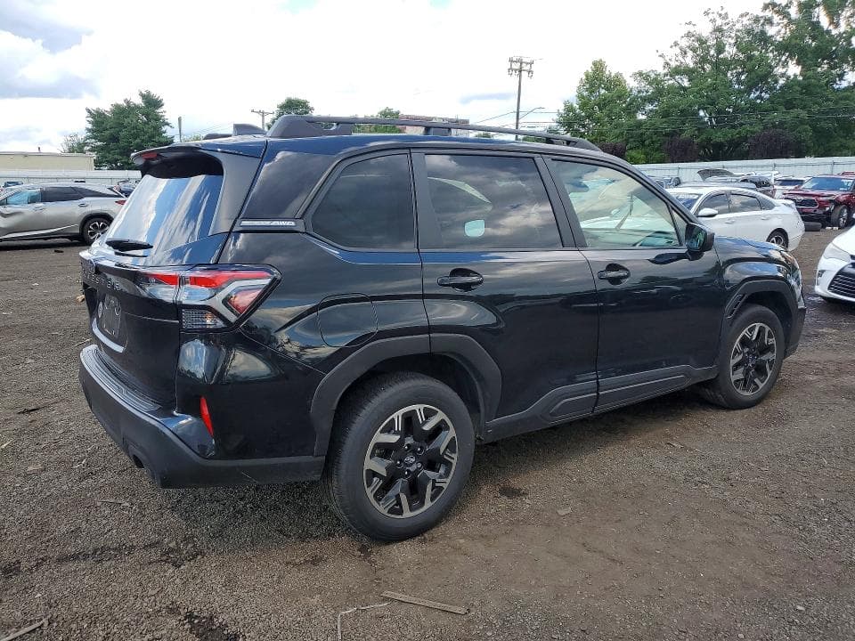 2025 SUBARU FORESTER PREMIUM 3