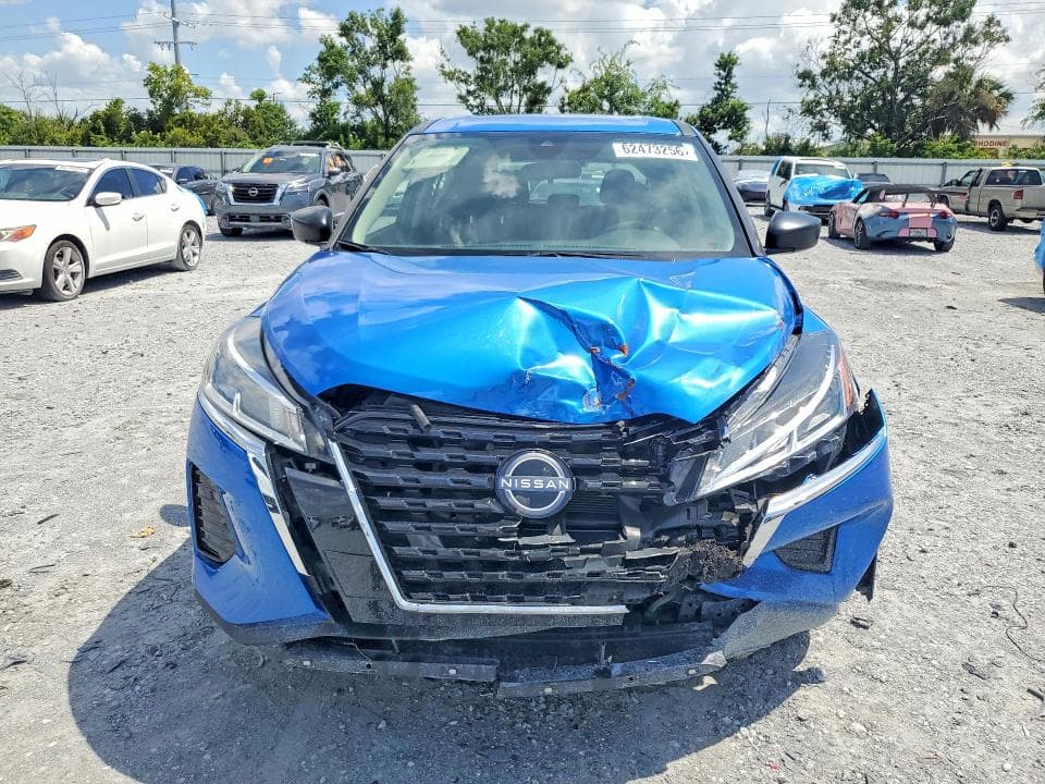 2024 NISSAN KICKS S 5