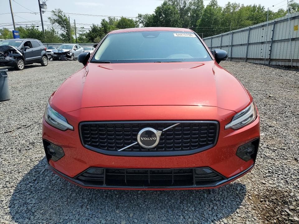 2023 VOLVO S60 CORE 5