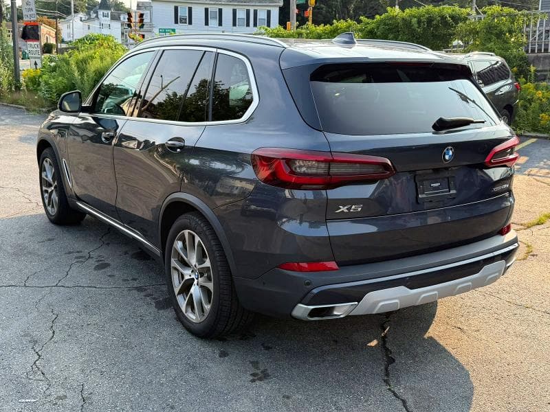 2021 BMW X5 XDRIVE45E 2