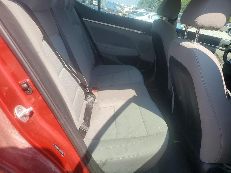 2019 HYUNDAI ELANTRA SEL 10