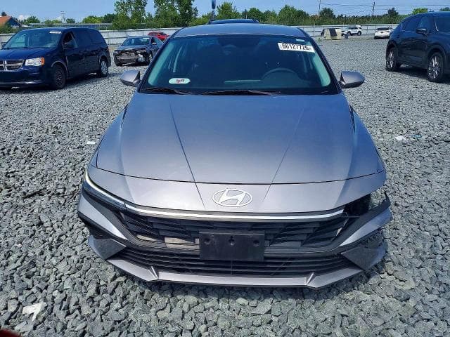 2025 HYUNDAI ELANTRA SE 5
