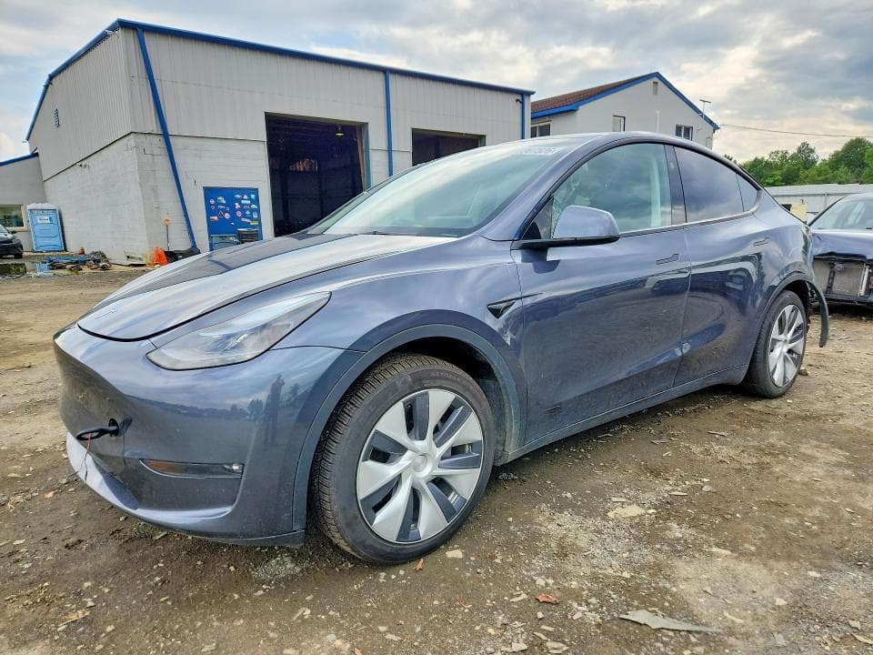 2023 TESLA MODEL Y - 1