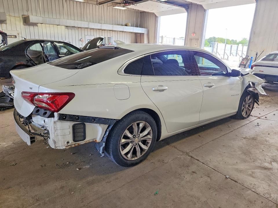 2019 CHEVROLET MALIBU LT 3