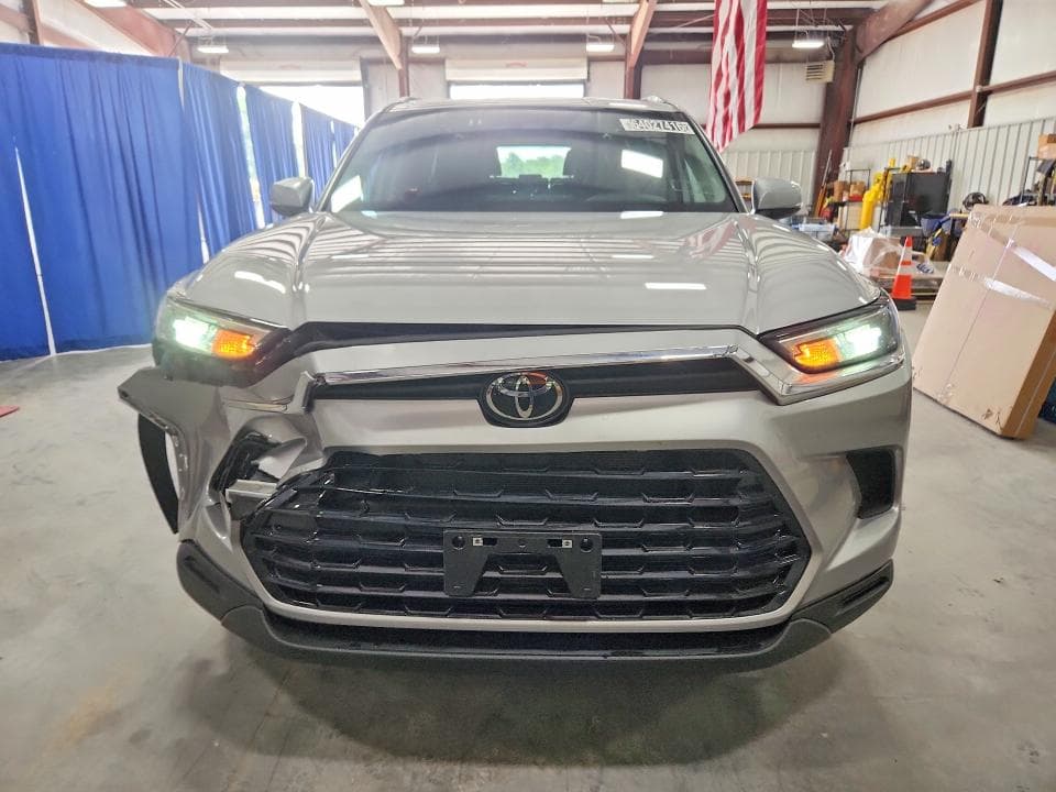 2026 TOYOTA GRAND HIGHLANDER XLE 5