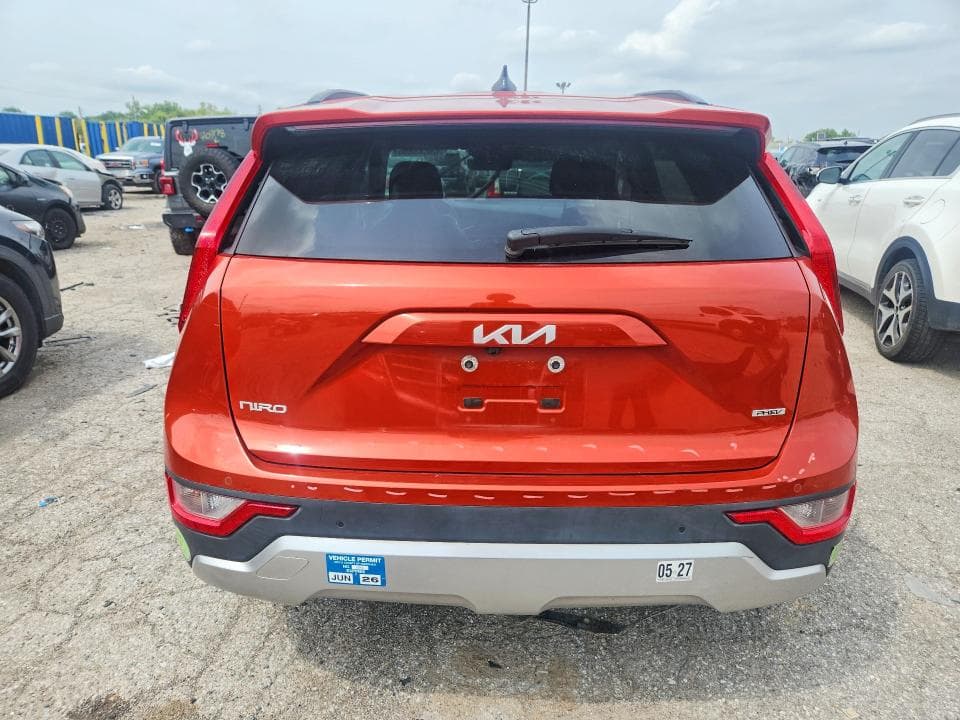 2023 KIA NIRO EX 6