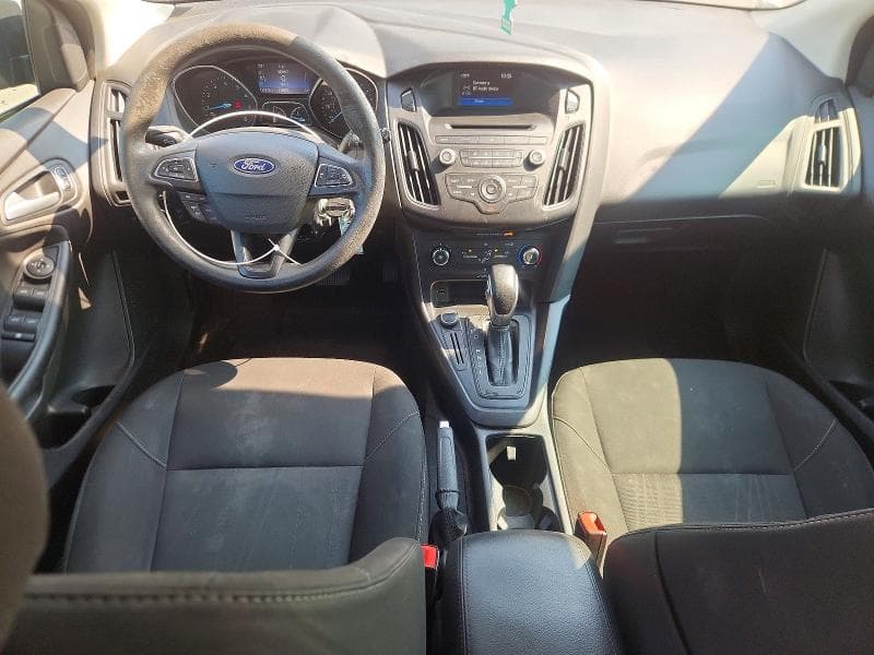2017 FORD FOCUS SE 8