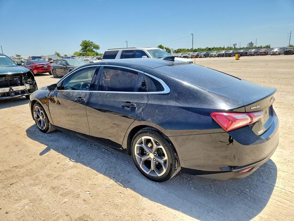 2021 CHEVROLET MALIBU LT 2