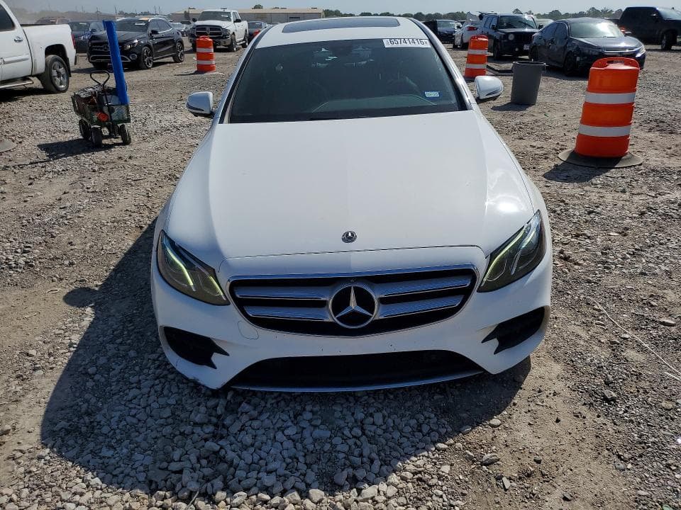 2019 MERCEDES-BENZ E 300 5