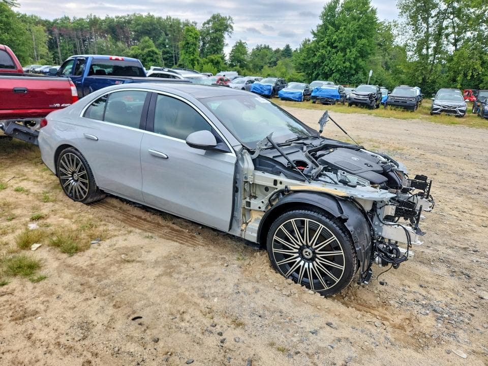 2026 MERCEDES-BENZ E 350 4