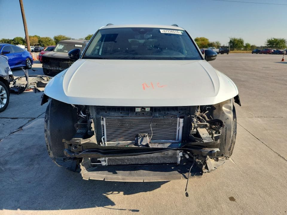 2022 VOLKSWAGEN TIGUAN SE R-LINE BLACK 5