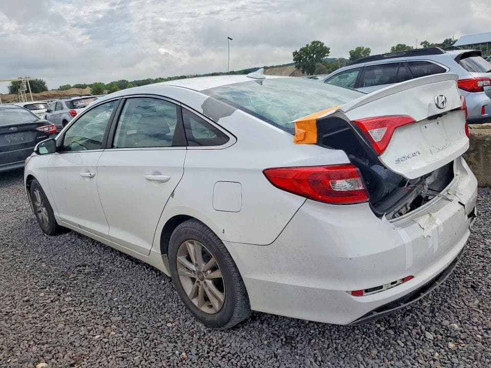 2017 HYUNDAI SONATA SE 2