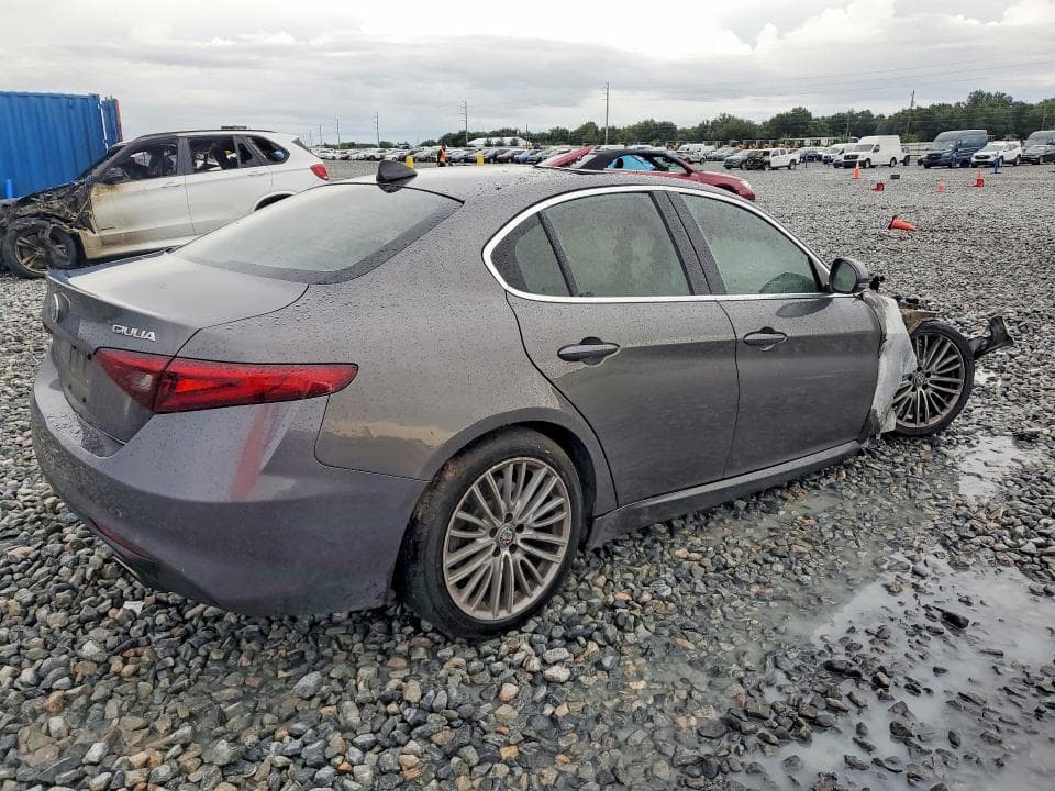 2018 ALFA ROMEO GIULIA TI 3