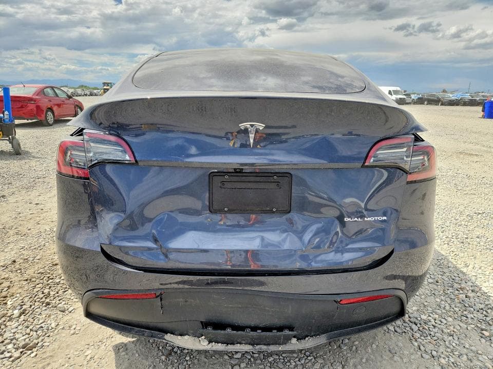 2023 TESLA MODEL Y 6