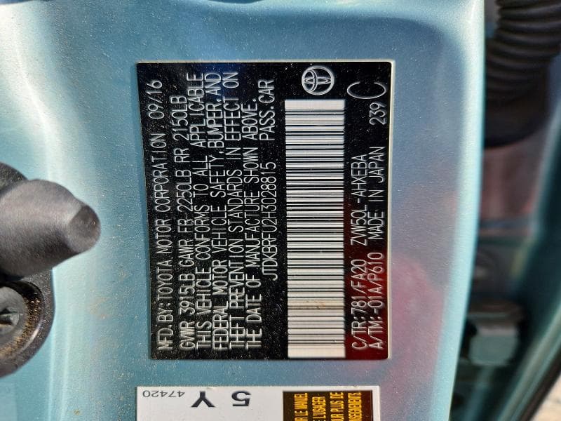 2017 TOYOTA PRIUS TWO 13