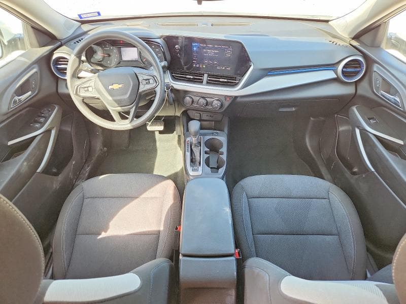 2024 CHEVROLET TRAX LS 8