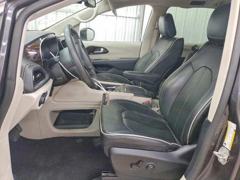 2023 CHRYSLER PACIFICA HYBRID LIMITED 7