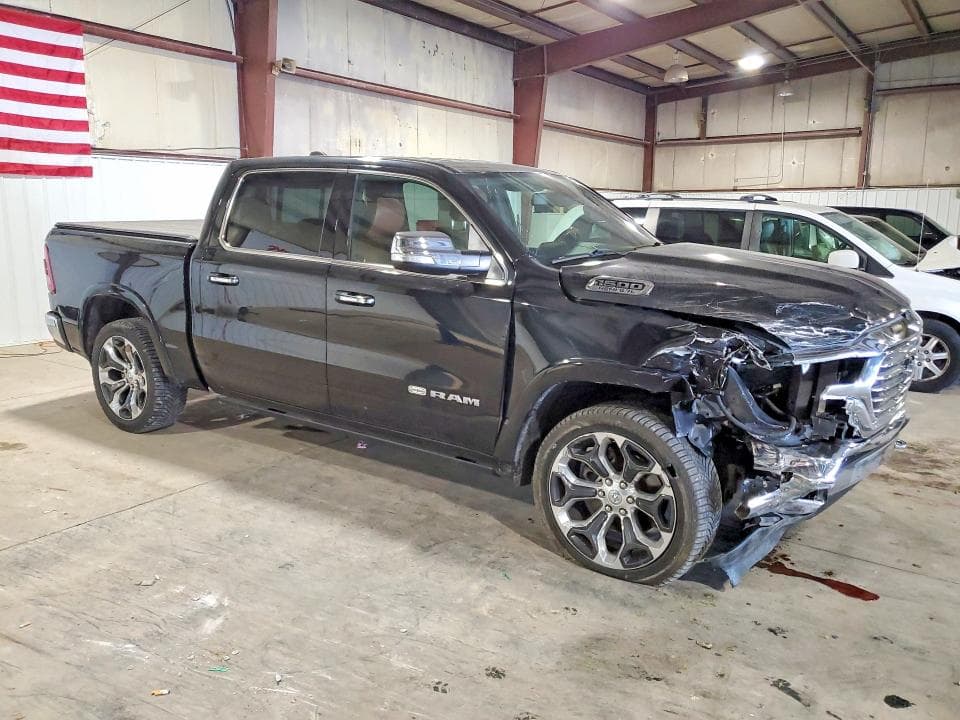 2019 RAM 1500 LONGHORN 4