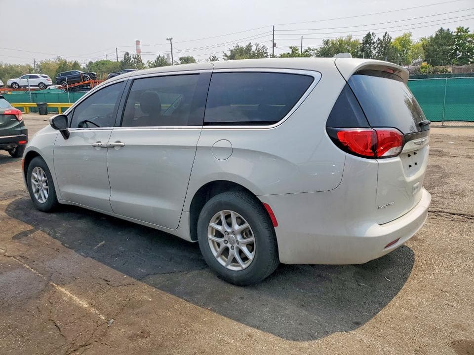 2017 CHRYSLER PACIFICA TOURING 2