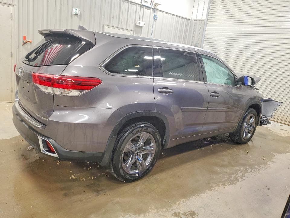 2019 TOYOTA HIGHLANDER LIMITED PLATINUM 3