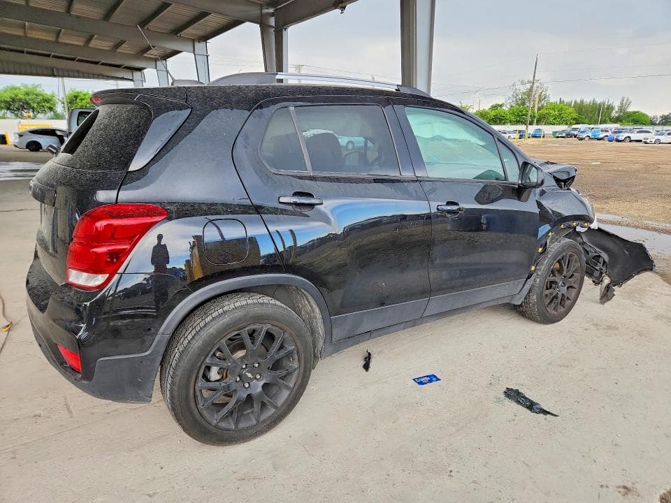 2021 CHEVROLET TRAX 1LT 3