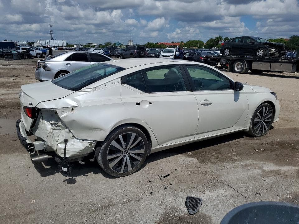 2019 NISSAN ALTIMA SR 3