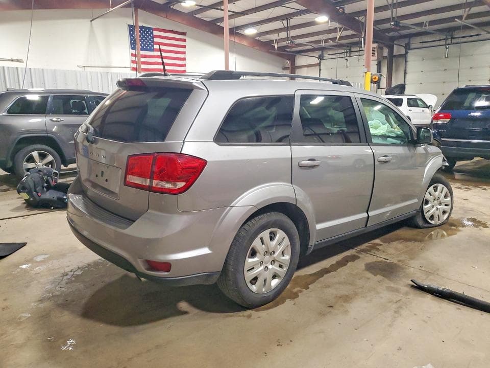 2019 DODGE JOURNEY SE 3