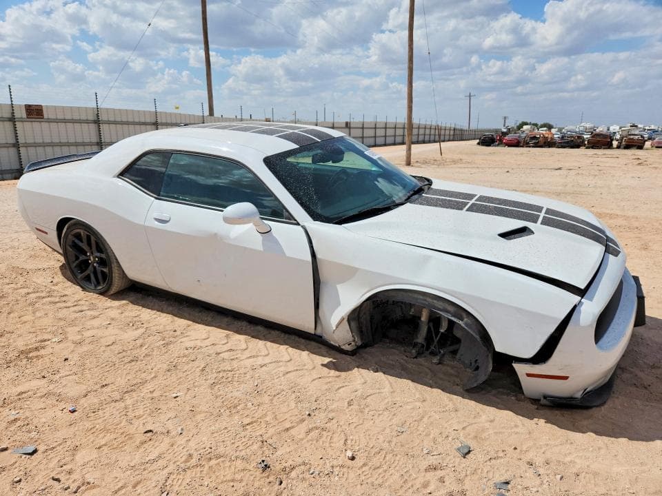 2023 DODGE CHALLENGER SXT 4