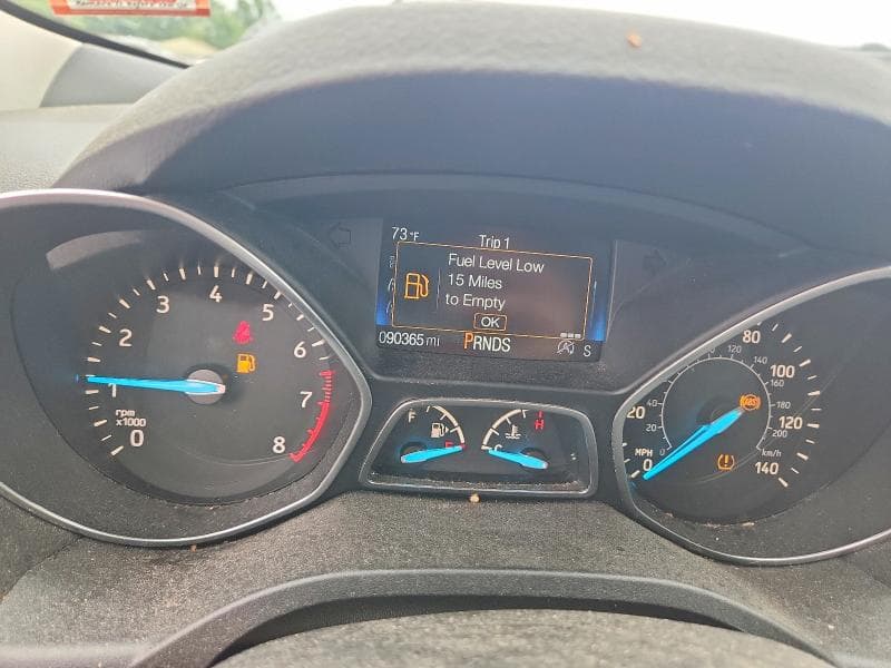 2017 FORD ESCAPE SE 9