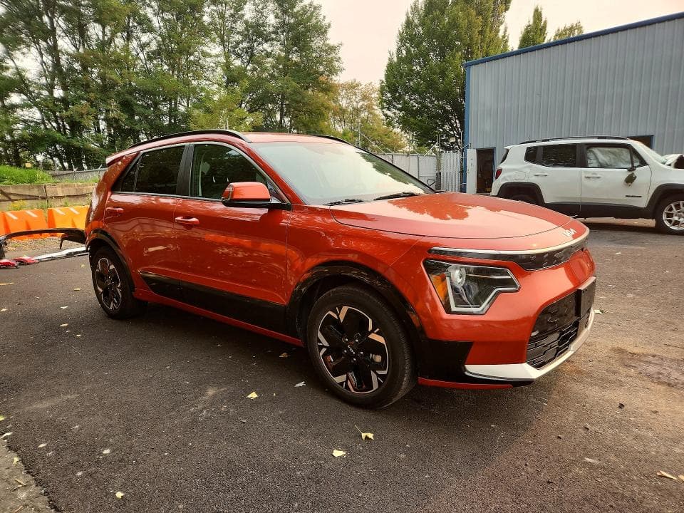 2023 KIA NIRO WIND 4
