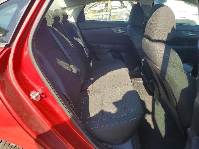 2020 KIA FORTE LXS 10