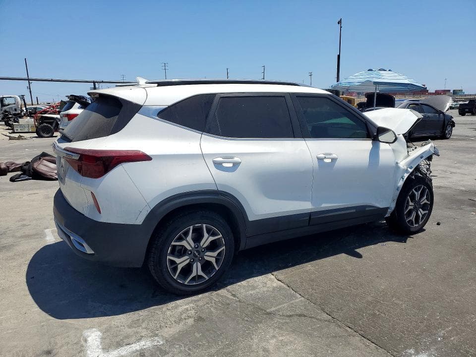 2022 KIA SELTOS EX 3