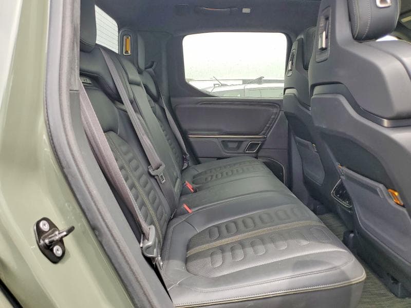 2022 RIVIAN R1T LAUNCH EDITION 10