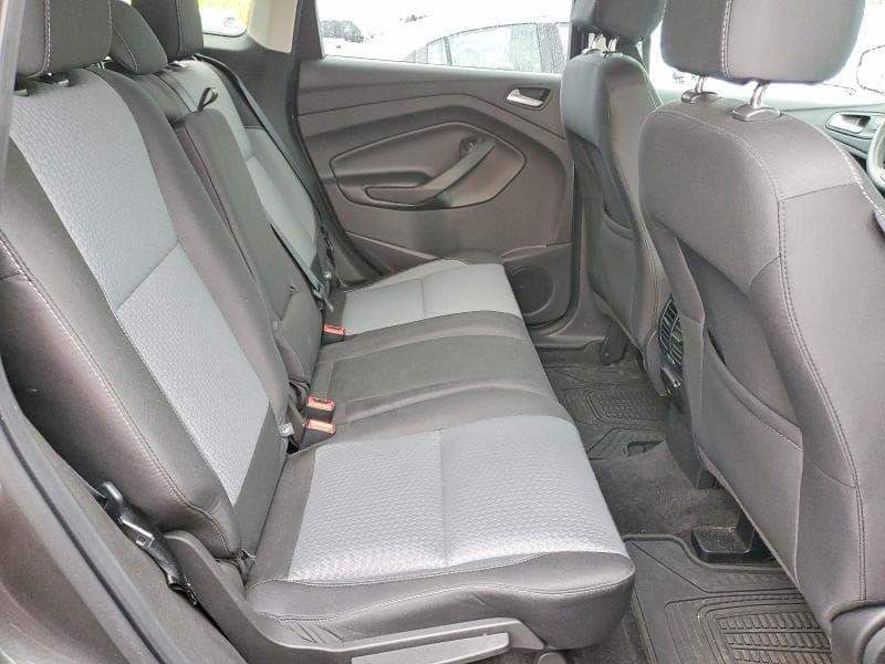 2017 FORD ESCAPE SE 11