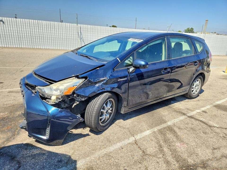2017 TOYOTA PRIUS V TWO - 1