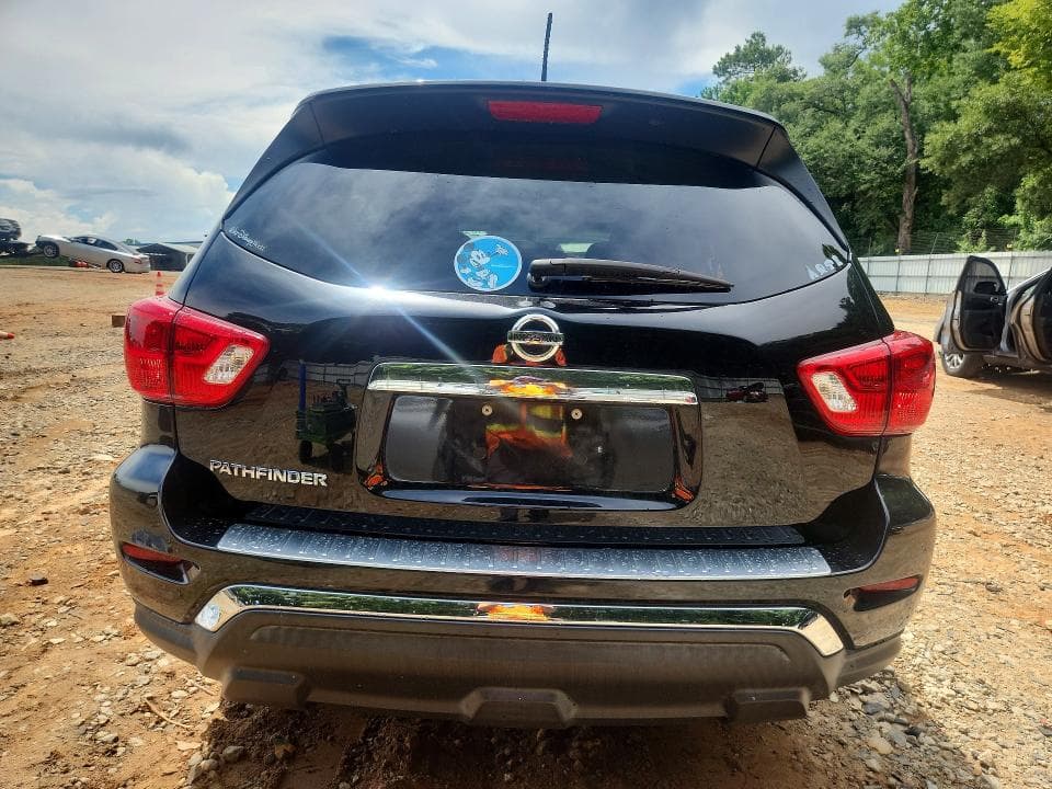 2018 NISSAN PATHFINDER S 6