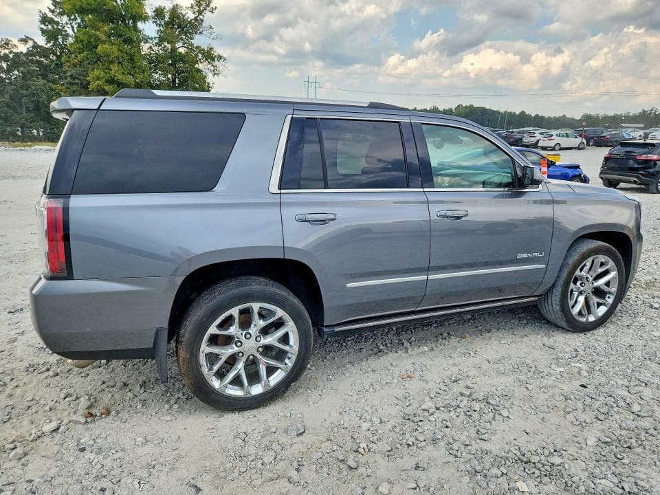 2019 GMC YUKON DENALI 3
