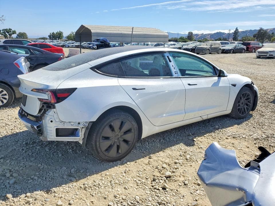 2024 TESLA MODEL 3 3