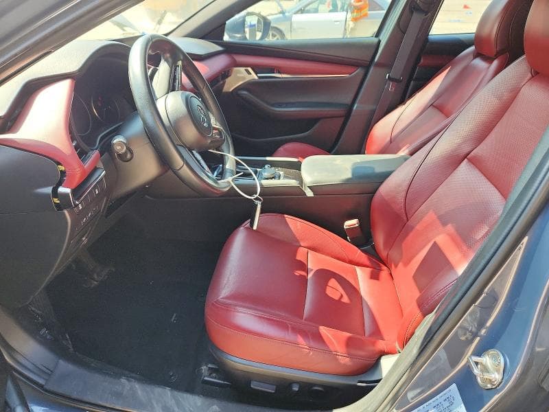 2021 MAZDA 3 PREMIUM 7