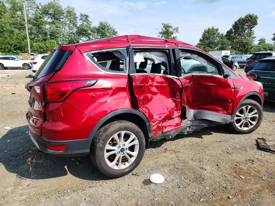 2019 FORD ESCAPE SE 3