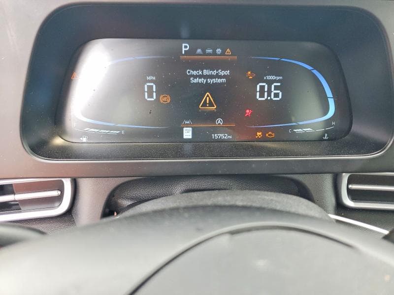 2025 HYUNDAI ELANTRA SE 9