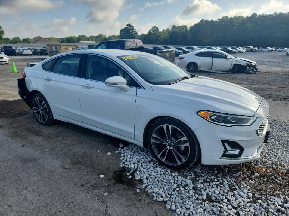 2019 FORD FUSION TITANIUM 4